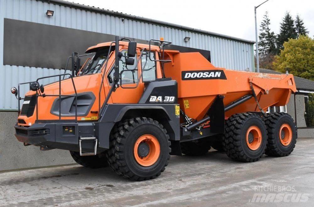 Doosan DA 30 鉸接式起吊車