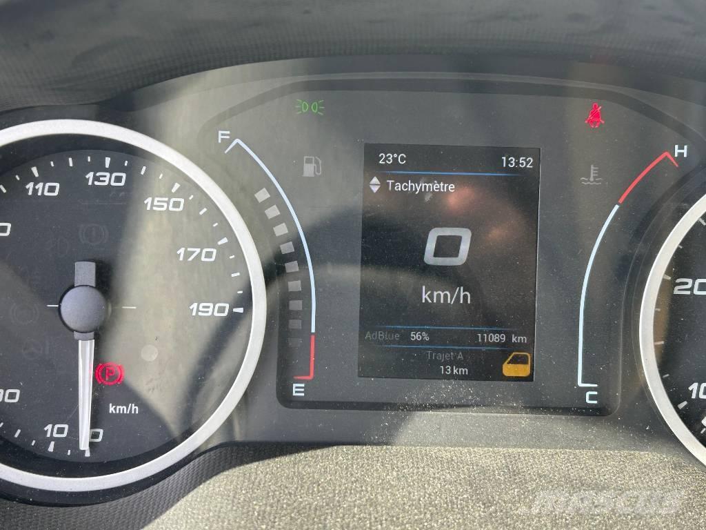 Iveco IS35SI2AA 卡車裝載高空作業車