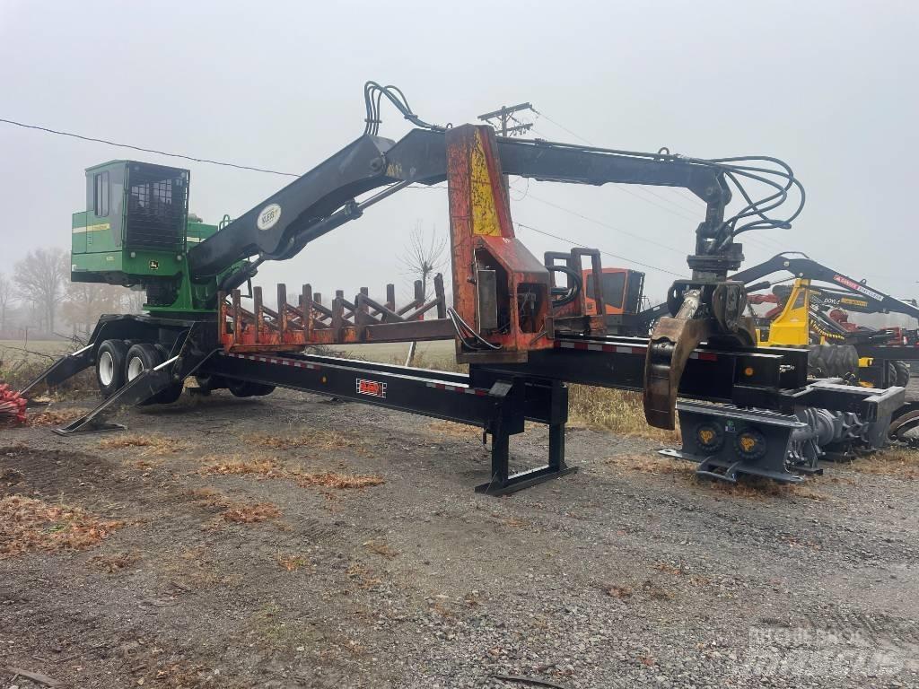 John Deere 437 D 鉗式裝載機