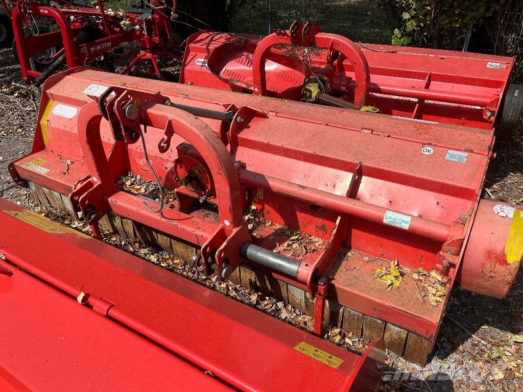 Maschio Tornado 280 莖葉去葉機