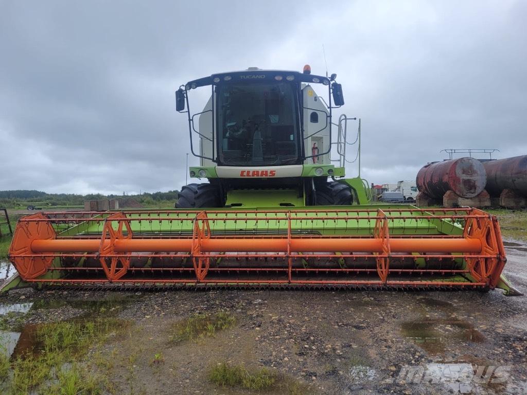 CLAAS Tucano 480 聯合收穫機