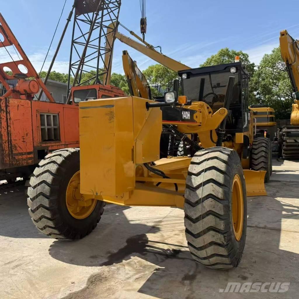 CAT 140 H 平土機