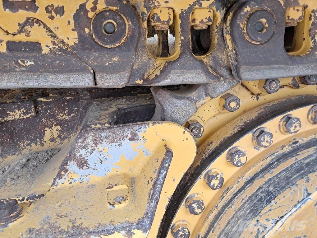 Komatsu D61PXI-24E0 履帶推土機