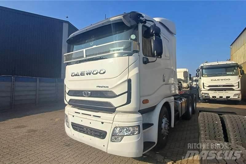 Daewoo KL3TX 其他貨車