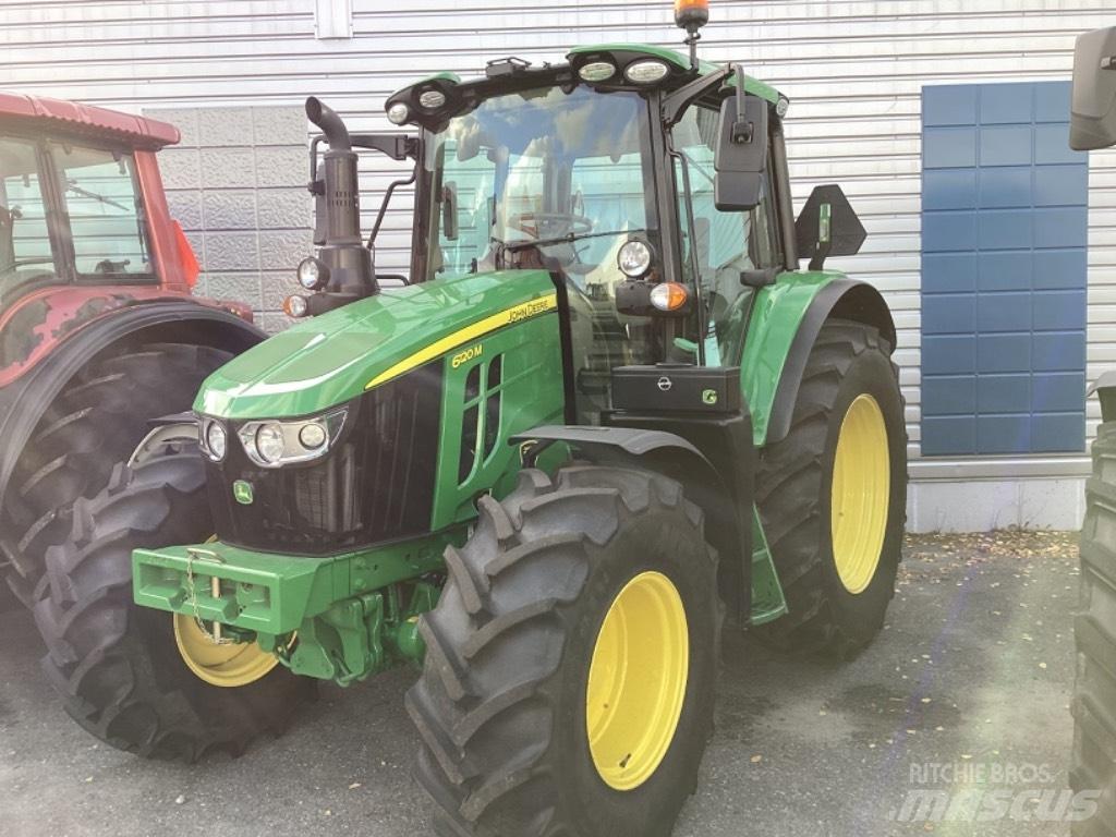 John Deere 6120M 曳引機