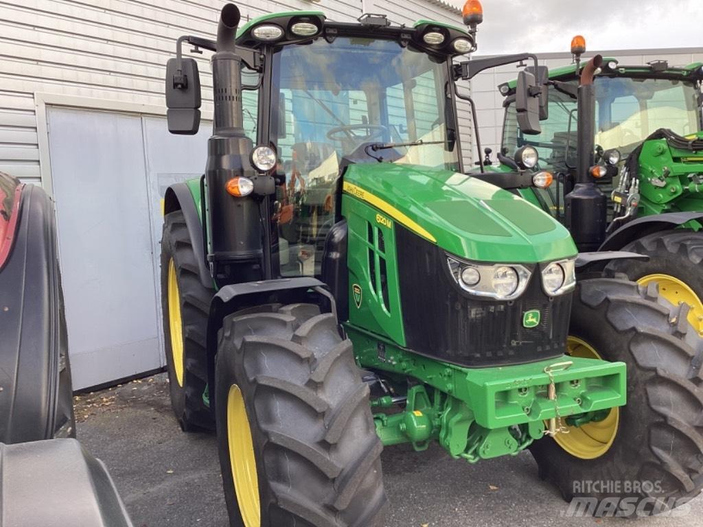 John Deere 6120M 曳引機