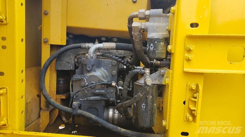 Komatsu PC130-7 履帶式 挖土機/掘鑿機/挖掘機