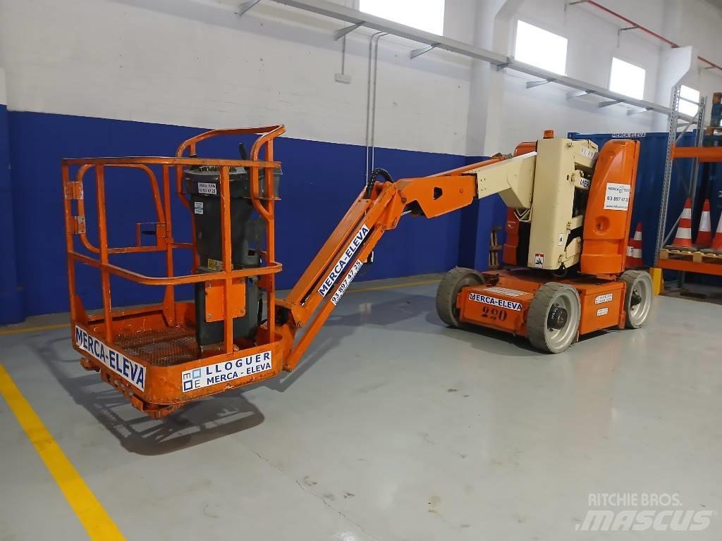 JLG E 300 AJ 曲臂高空作業車