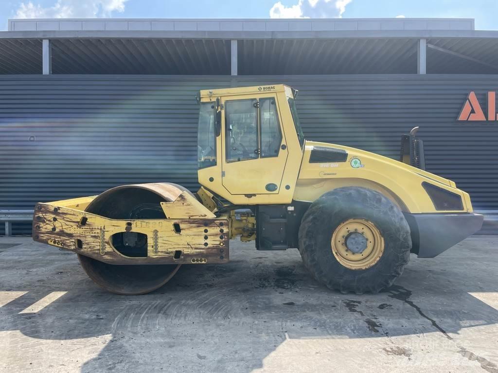 Bomag BW 216 DH-4 單輪滾壓機