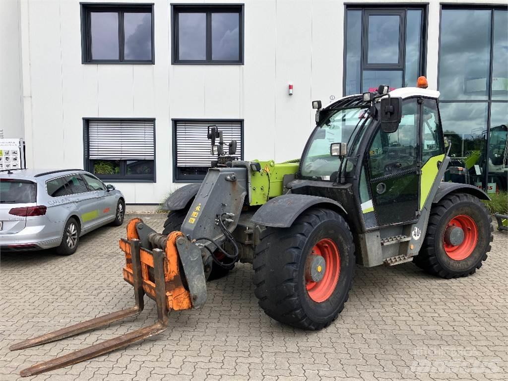 Liebherr T56-7S 伸縮臂操作車