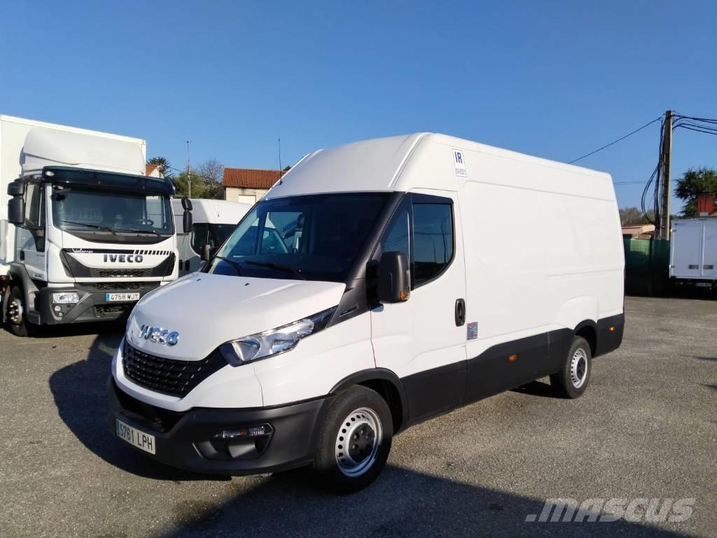 Iveco DAILY 35S16 廂式貨物運輸車