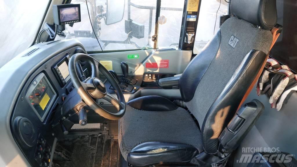 CAT 772G 側卸礦車