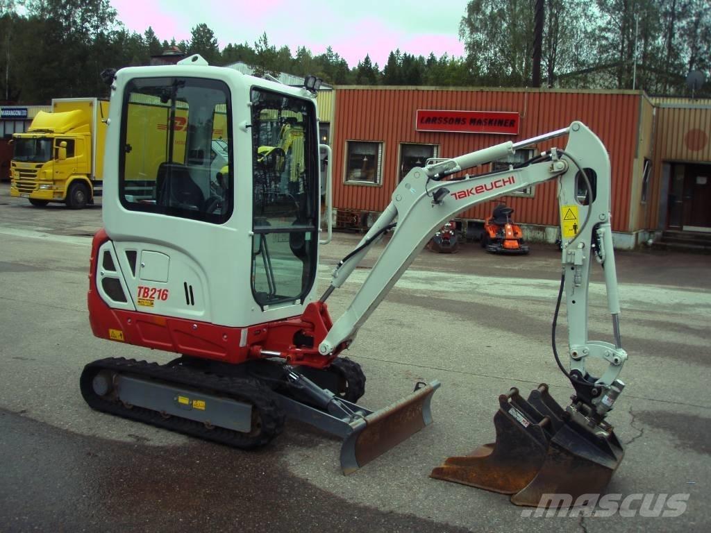 Takeuchi TB 216 小型挖土機/掘鑿機<7t(小型挖掘機)