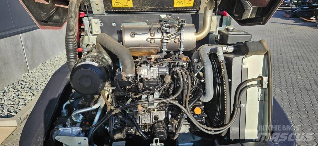 Yanmar V 80 輪胎式裝載機