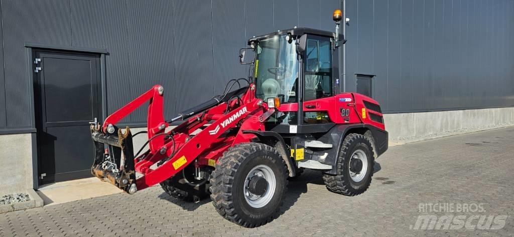 Yanmar V 80 輪胎式裝載機