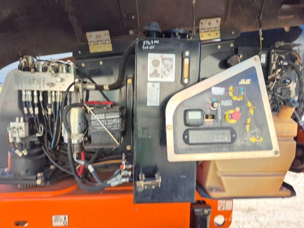 JLG 400 S 伸縮臂高空作業車