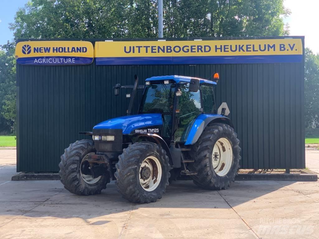 New Holland TM 125 曳引機