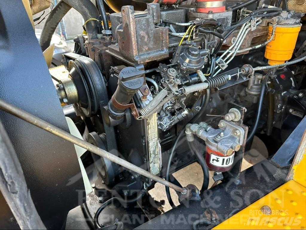 JCB 714 鉸接式起吊車