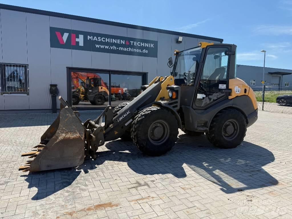 Mecalac AX 1000 輪胎式裝載機