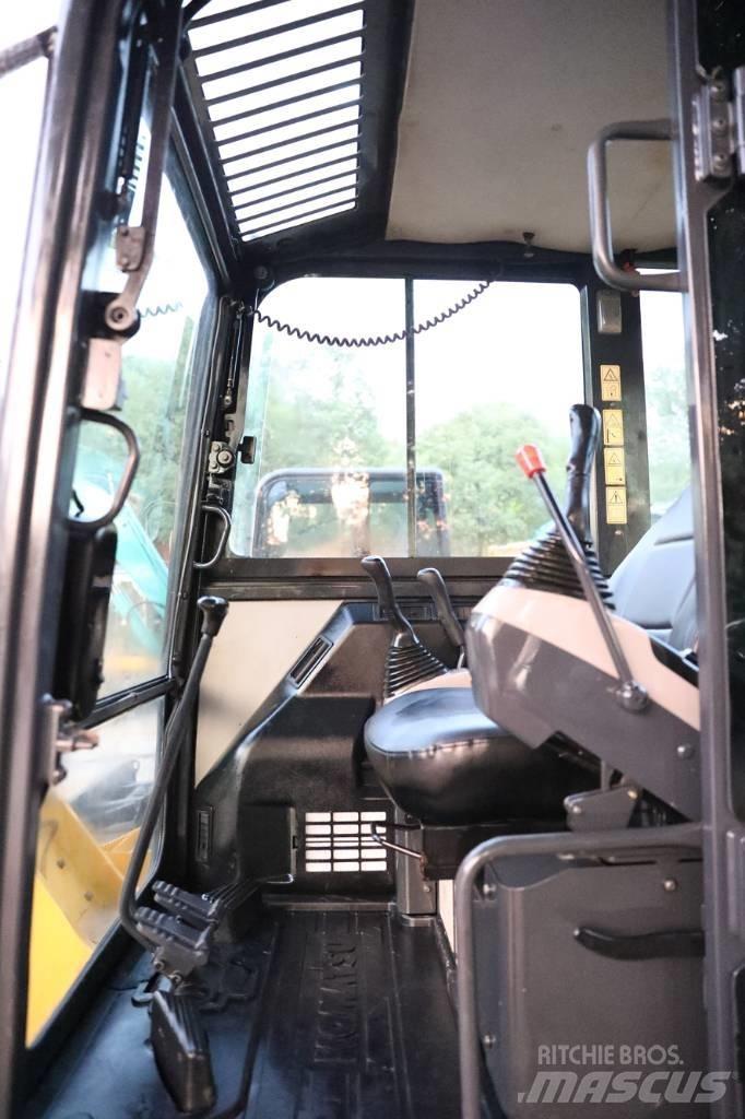 Komatsu PC 56-7 小型挖土機/掘鑿機<7t(小型挖掘機)