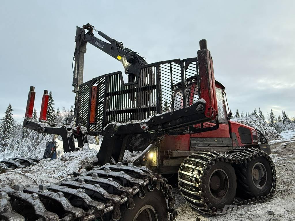 Komatsu 895 集運機