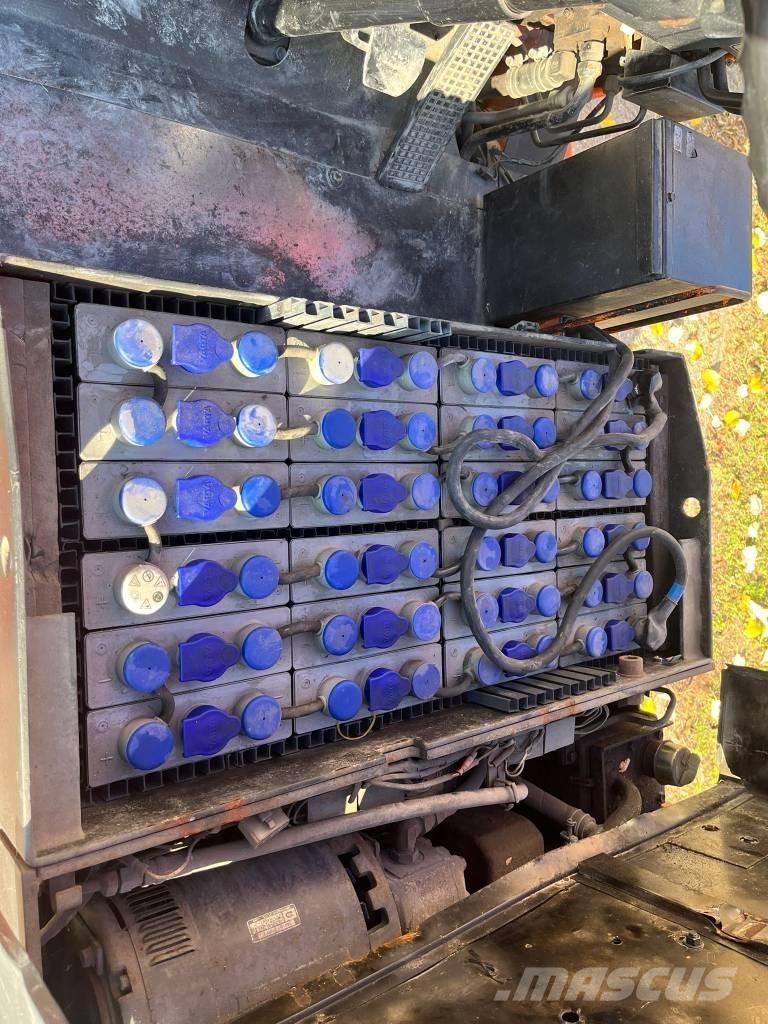 Toyota 2FBE13 電動堆高機