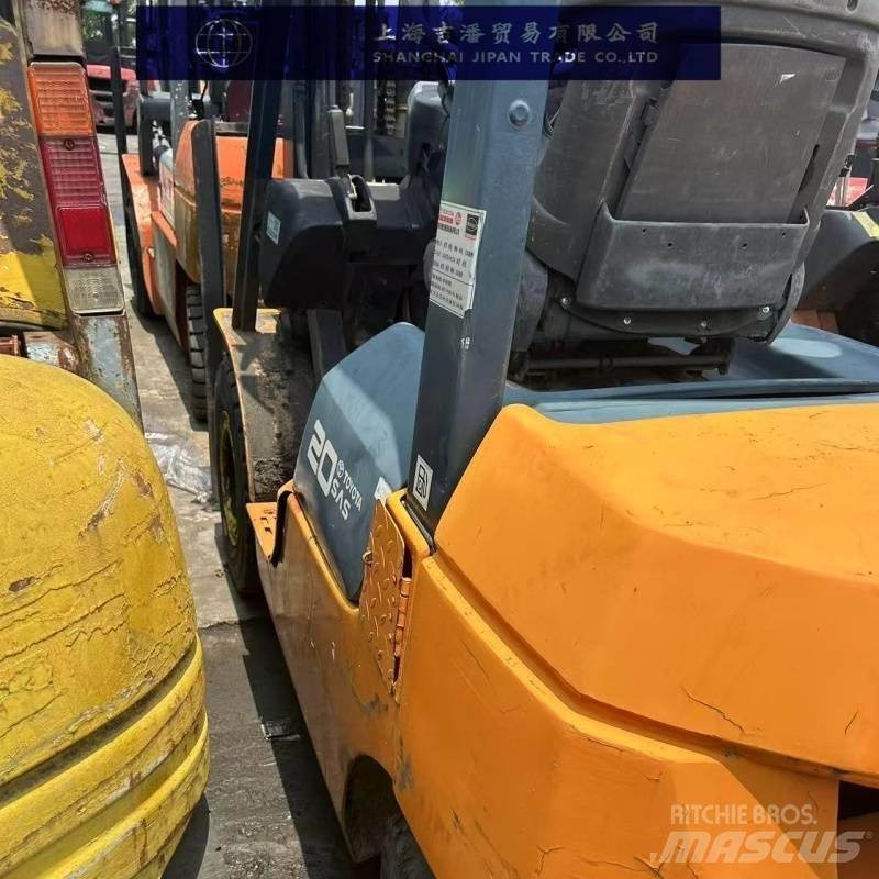 Toyota 20 柴油卡車