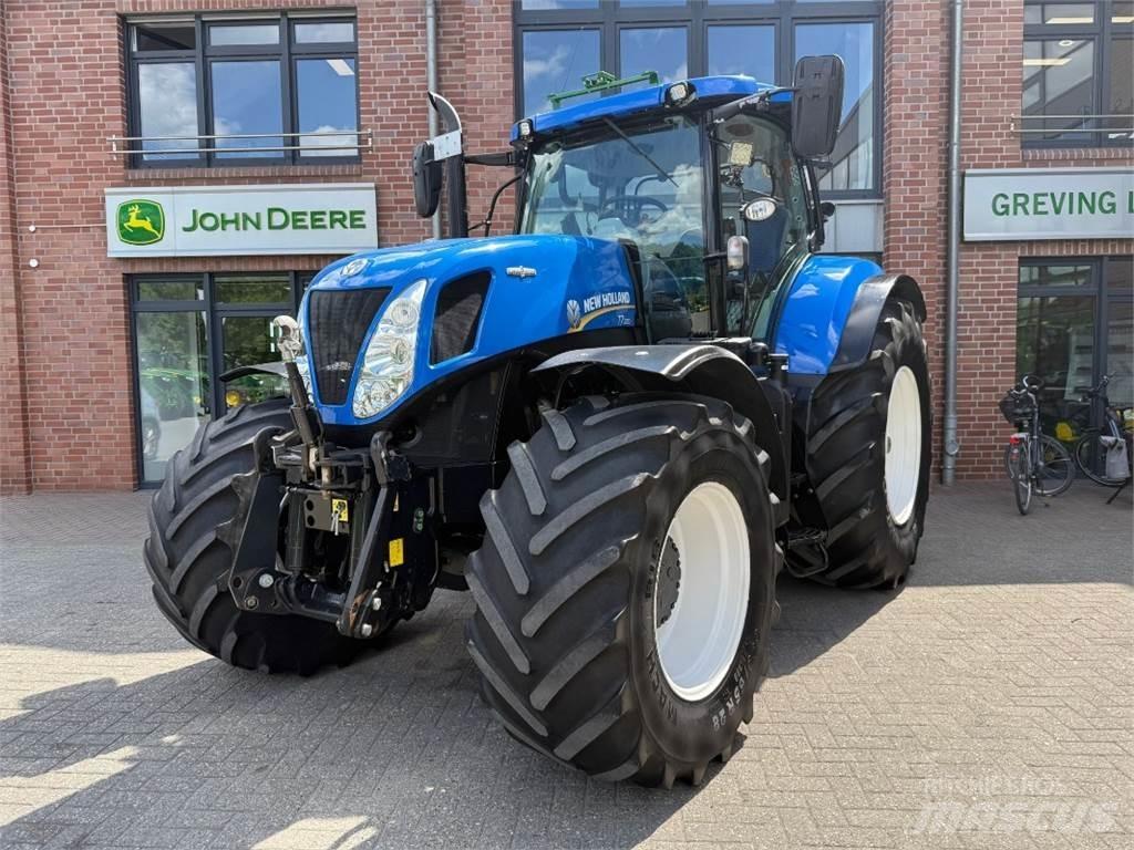 New Holland T7.220 曳引機