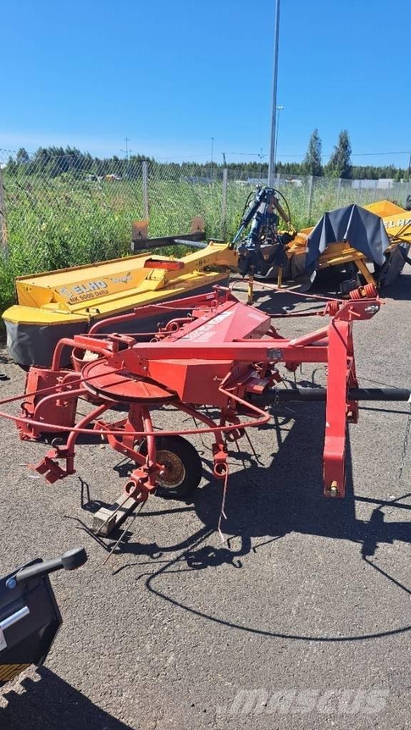 JF CR 320 耙與翻草機