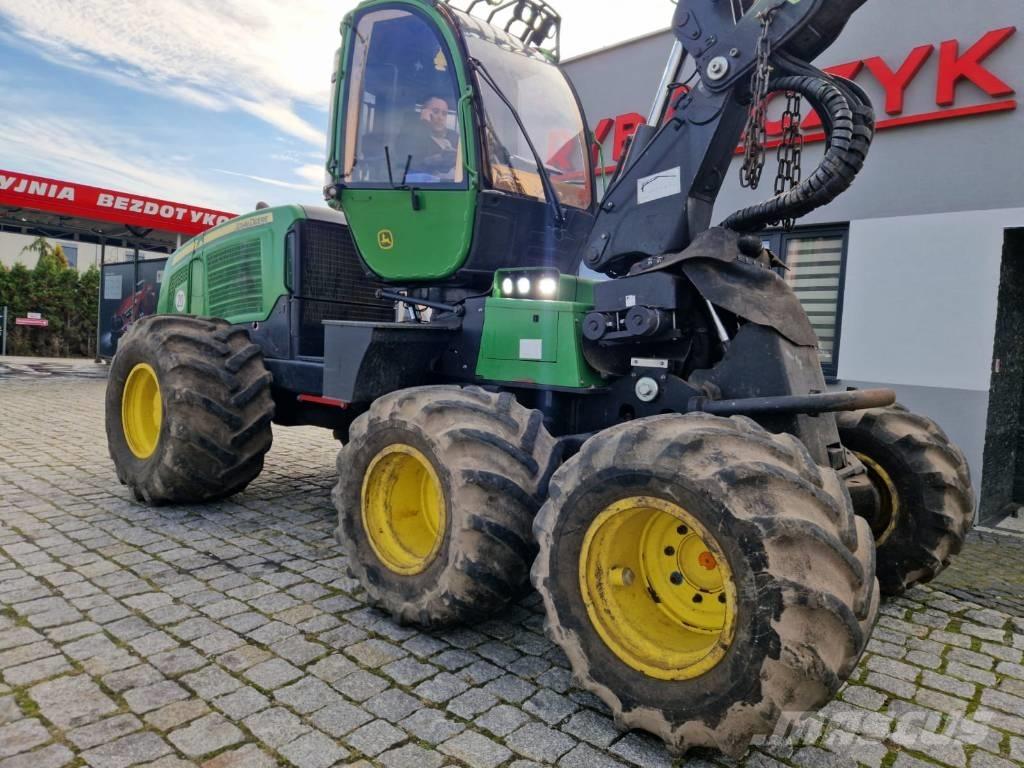 John Deere 1070 E 收穫機