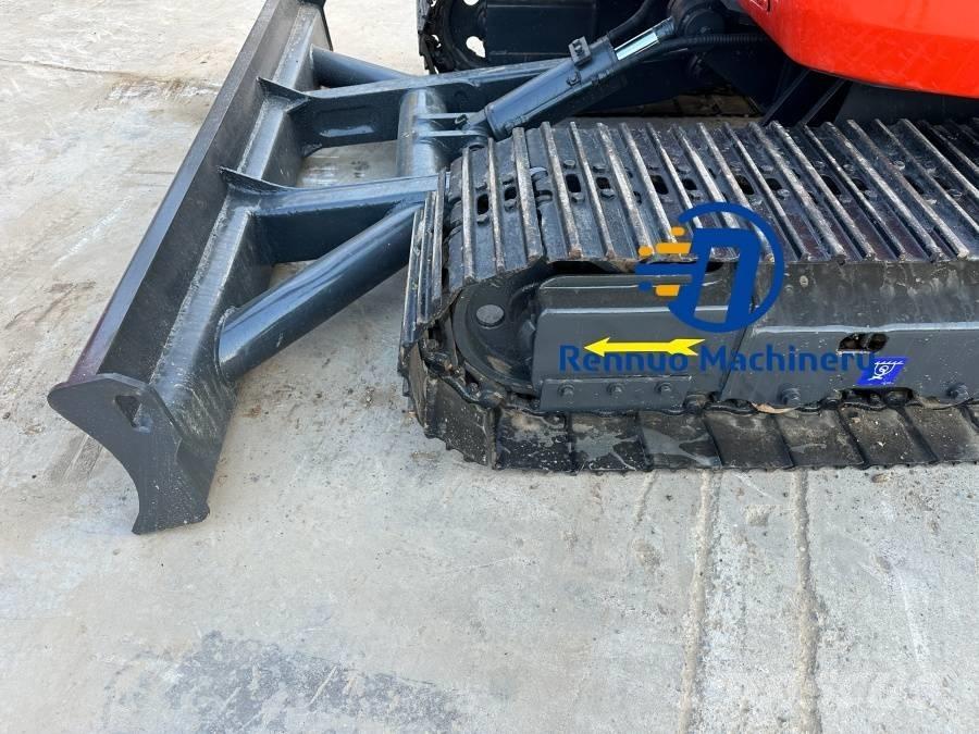 Kubota KX163 小型挖土機/掘鑿機<7t(小型挖掘機)