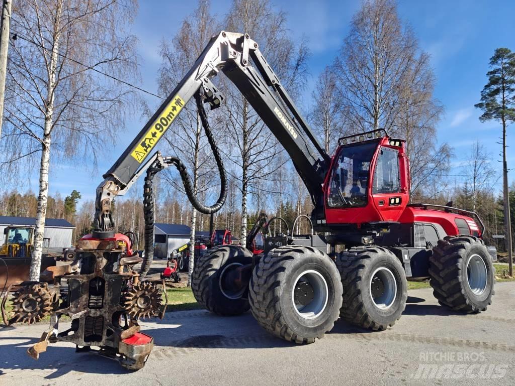 Komatsu 951 收穫機