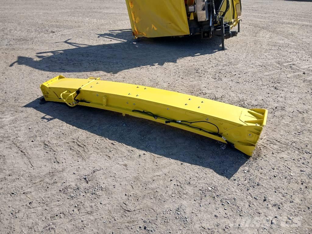 John Deere 460 Plus 自走式飼料採集機