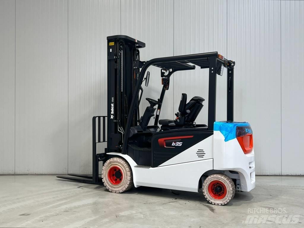 Bobcat B35NS 電動堆高機
