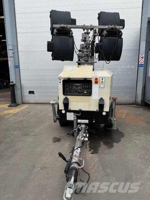 Doosan LSV 9 照明燈