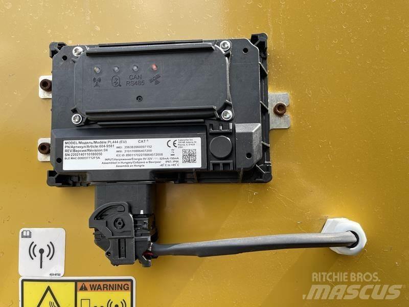 CAT DE 400 E 0 柴油發電機