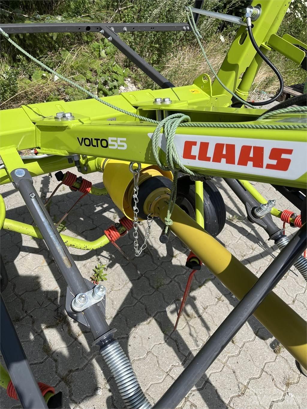 CLAAS Volto 55 耙與翻草機