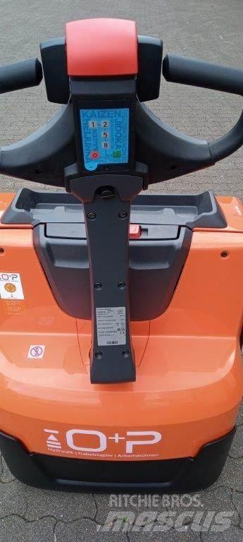 Toyota LWE 200 低架升降機