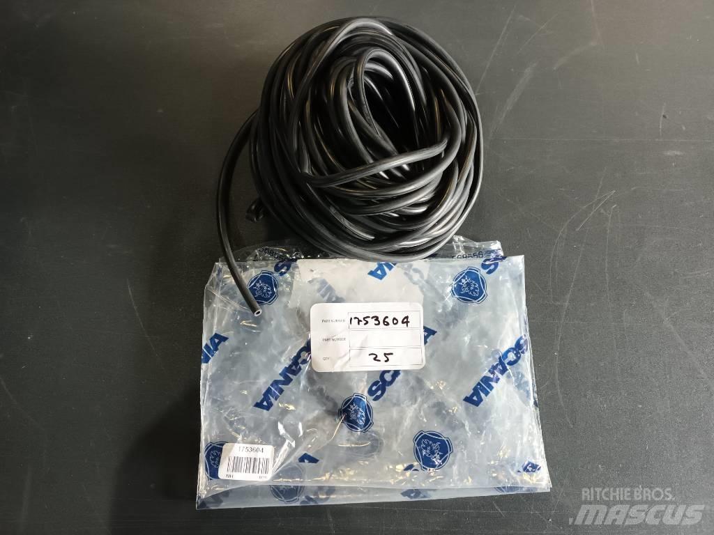 Scania HOSE 1753604 引擎/發動機