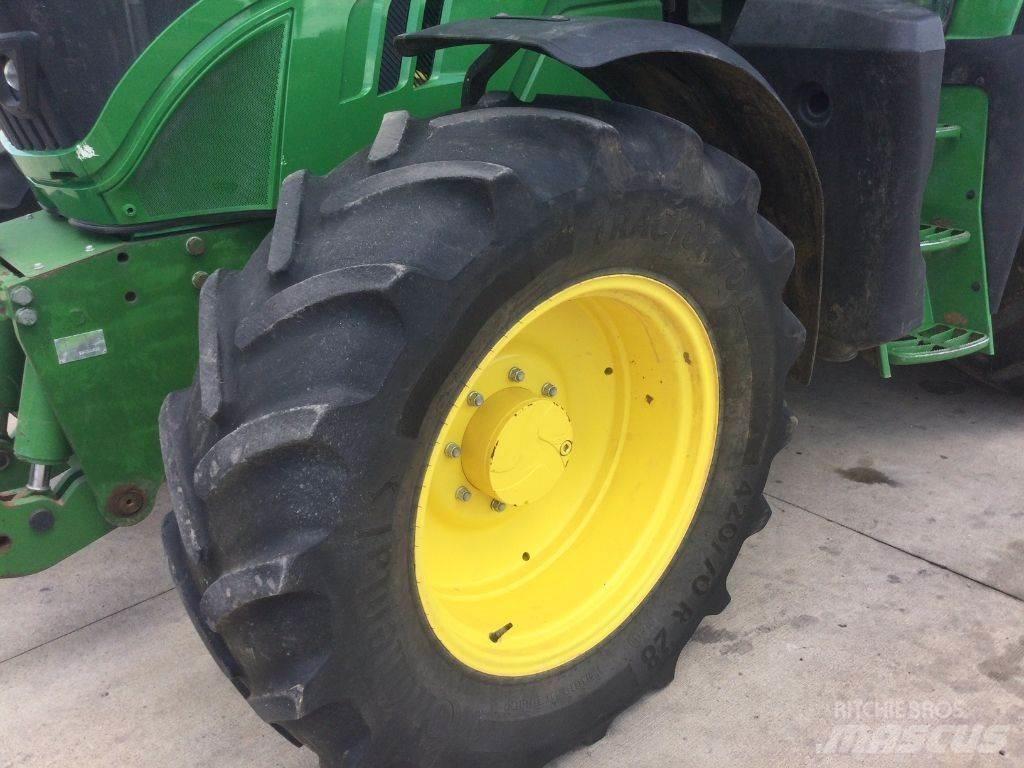 John Deere 6130M 曳引機