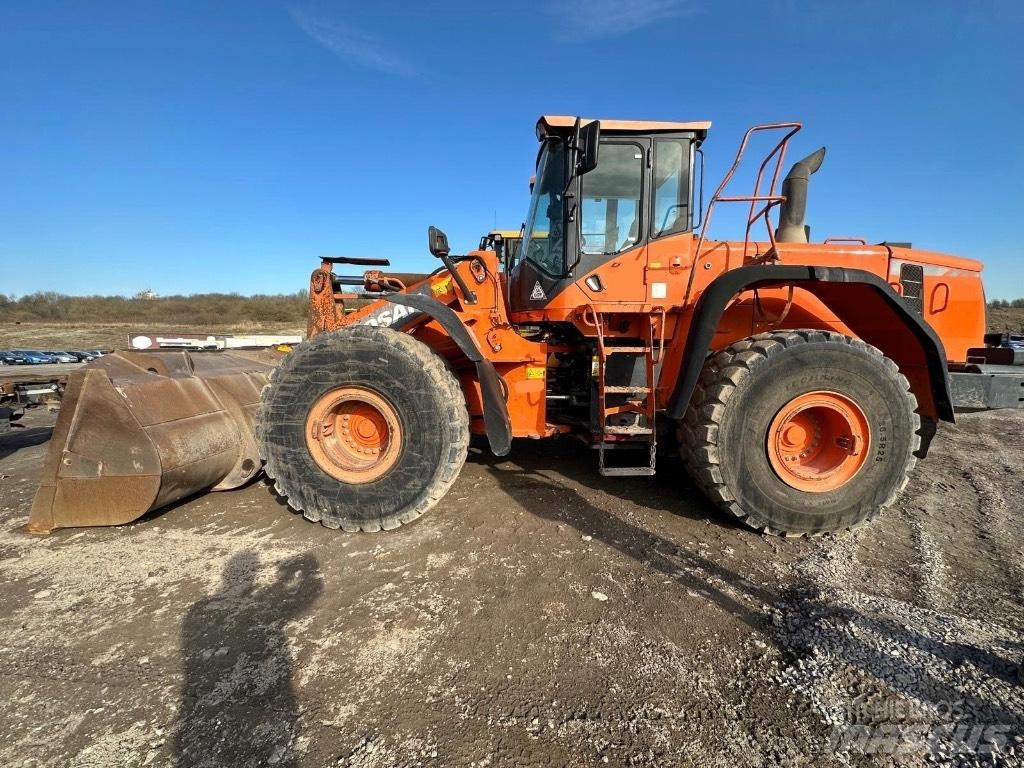 Doosan DX420-3 旋轉式挖土機/掘鑿機/挖掘機