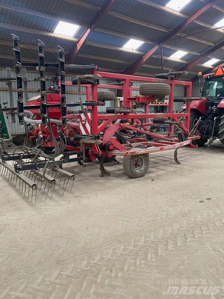 Horsch Terrano 6 FG 中耕管理機