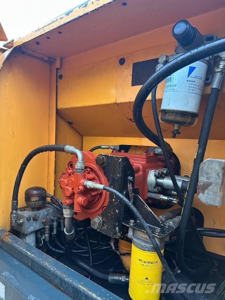 Hyundai 220LC-9S 履帶式 挖土機/掘鑿機/挖掘機