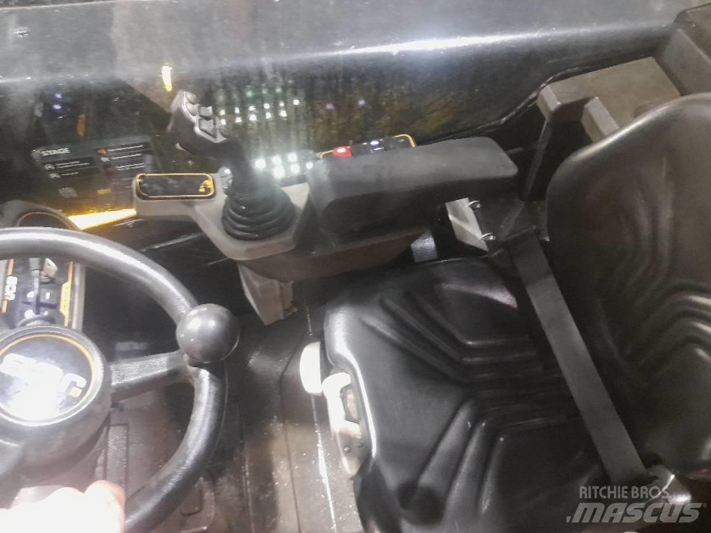 JCB TLT 35 柴油卡車