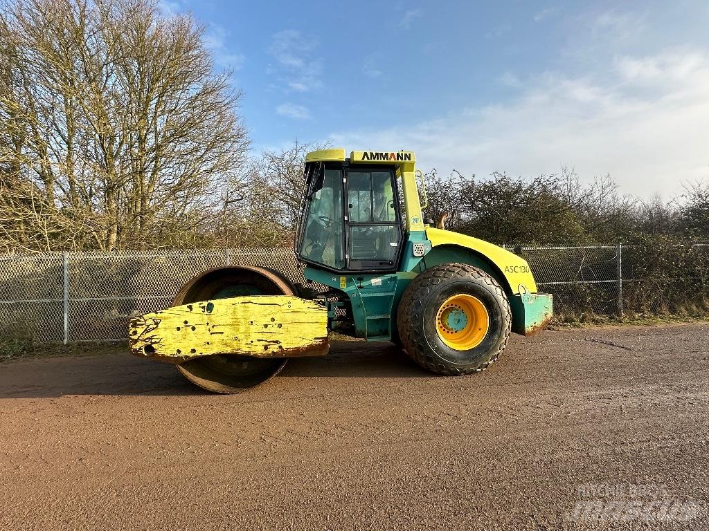 Ammann ASC 130 單輪滾壓機