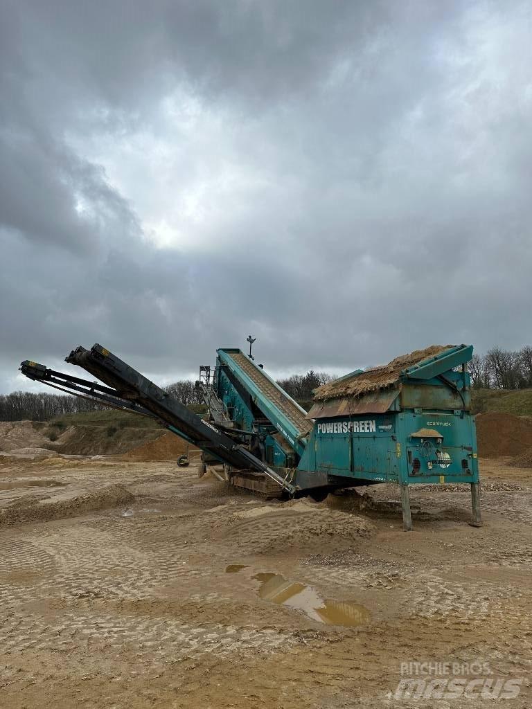PowerScreen 2100X 移動式篩選機