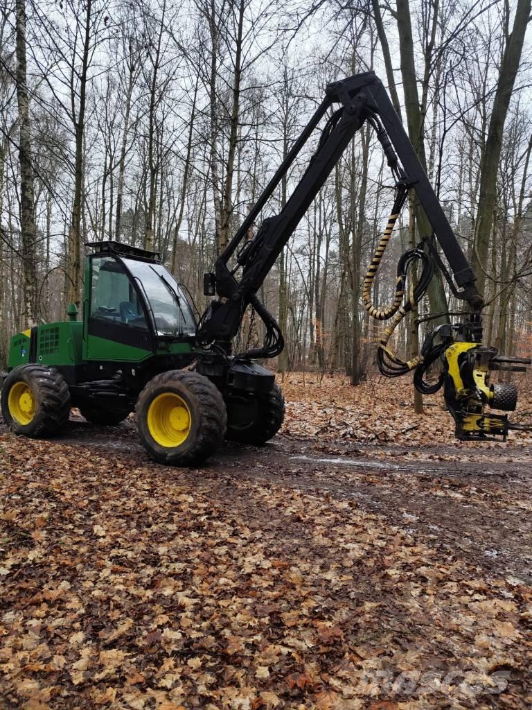 John Deere 770 收穫機