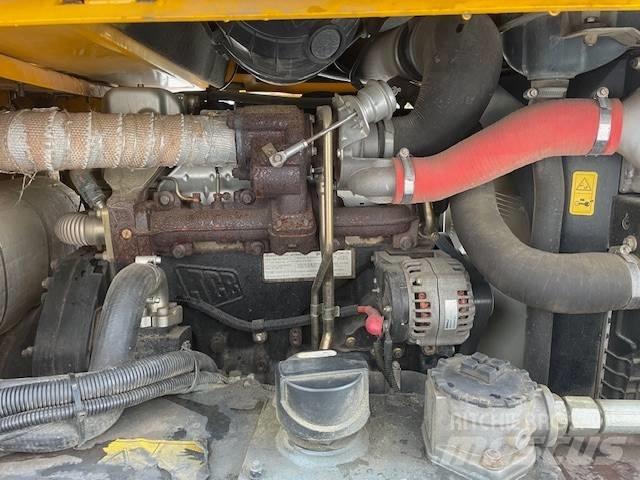 JCB 6 TST 側卸礦車