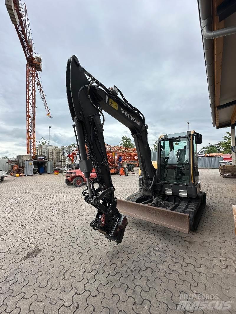 Volvo ECR 58D 小型挖土機/掘鑿機<7t(小型挖掘機)