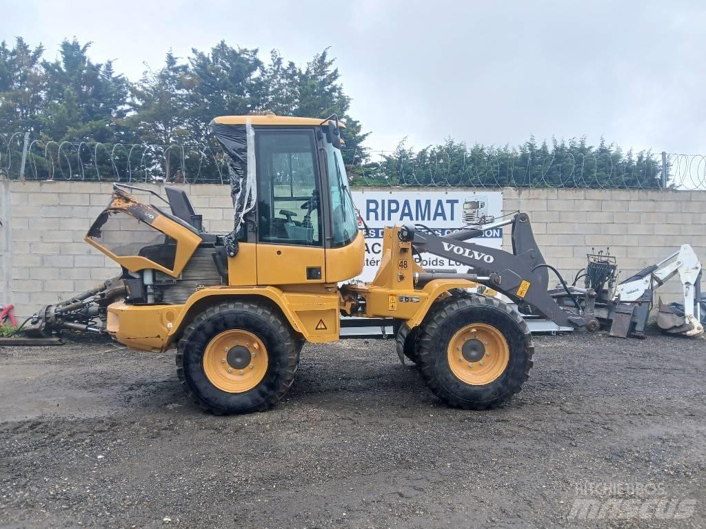 Volvo L 30 G 輪胎式裝載機
